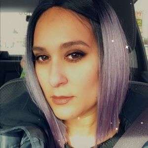 Meet your Posher, Monica